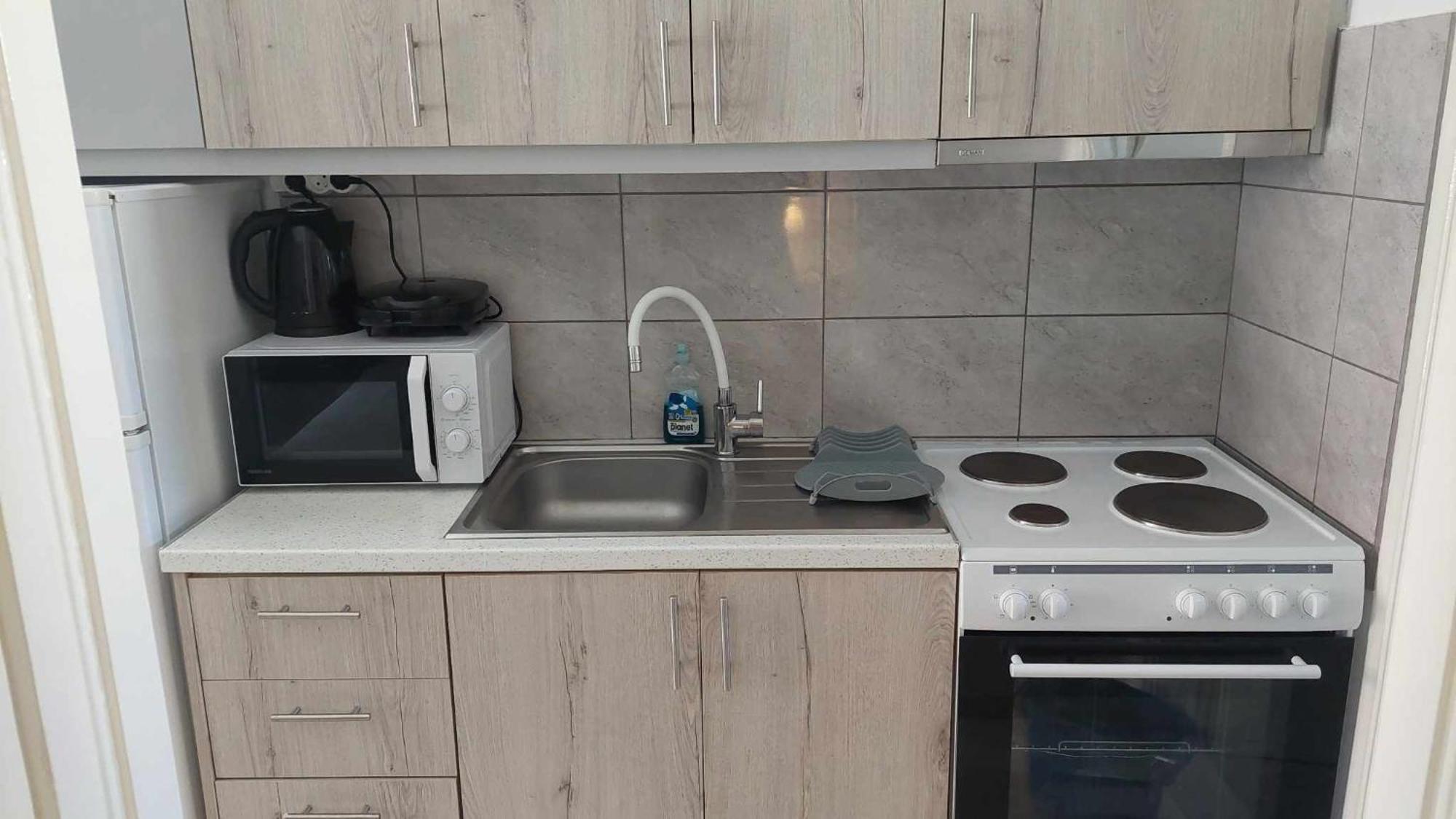 Anezinas Place Appartement Perissa  Buitenkant foto